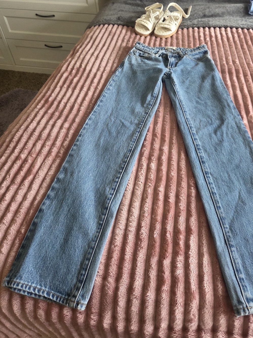 Abrand Light Wash Straight-Leg Jeans
